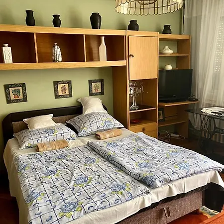 Apartman Hajnalka *