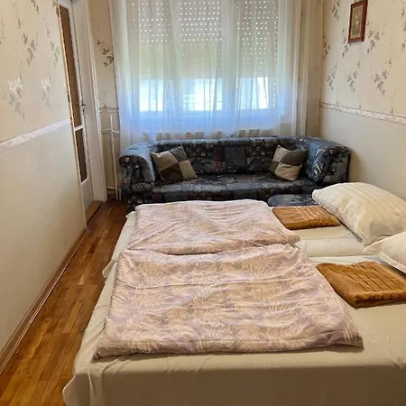 Apartman Hajnalka *
