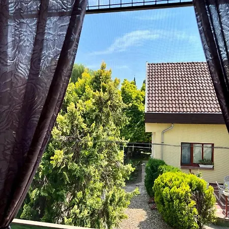 Hajnalka Apartmanhaz