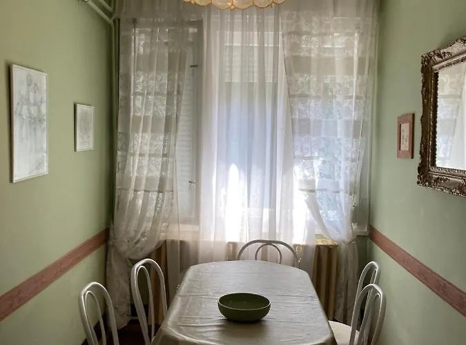 아파트 Hajnalka Apartmanhaz 귤러