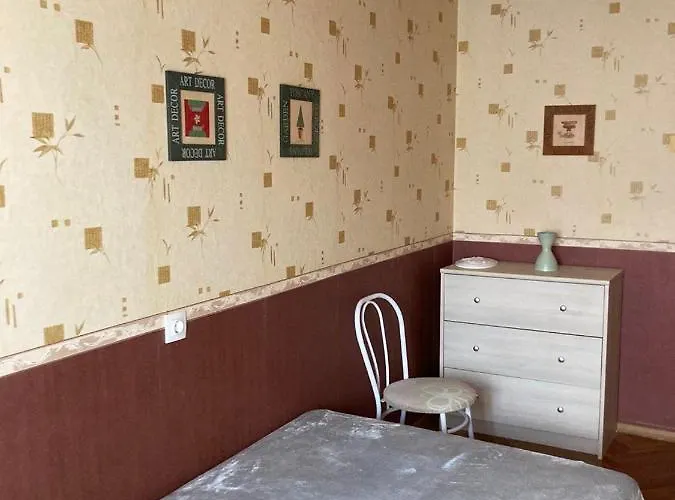 Hajnalka Apartmanhaz * 귤러
